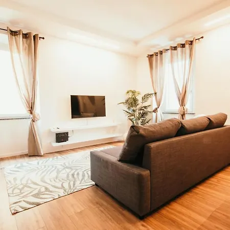 Le Felci - Lakeside Leisure & Business Lejlighed *